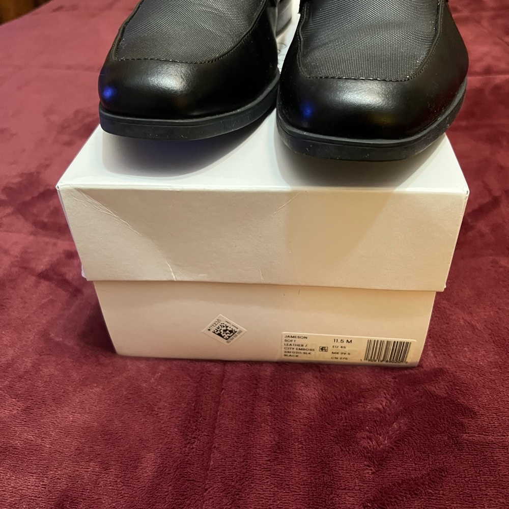Calvin Klein Leather shoes - Picture 3 of 4